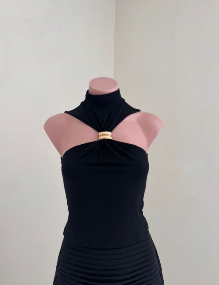 BLUSA BROCHE DORADO