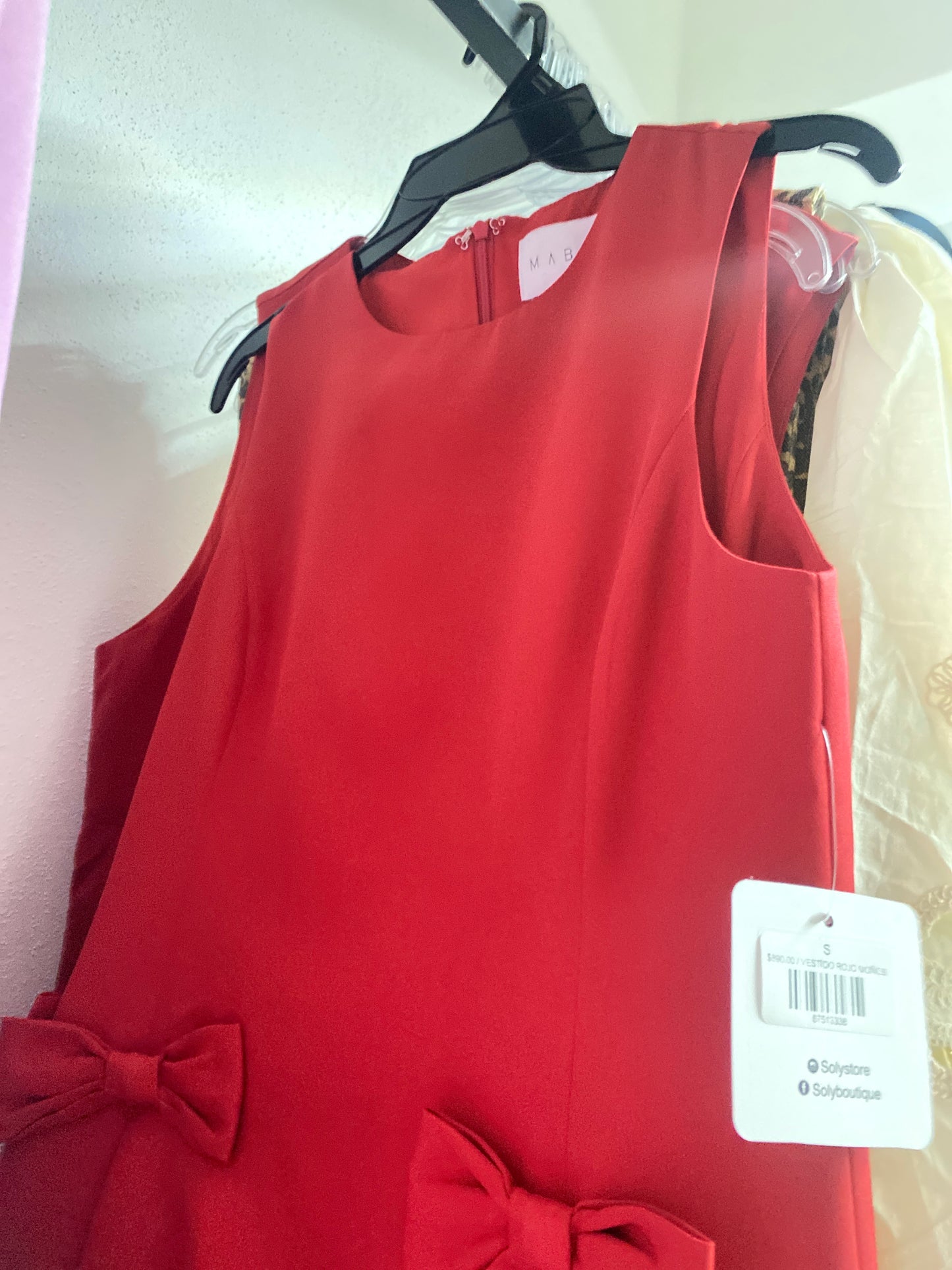 VESTIDO ROJO MOÑOS