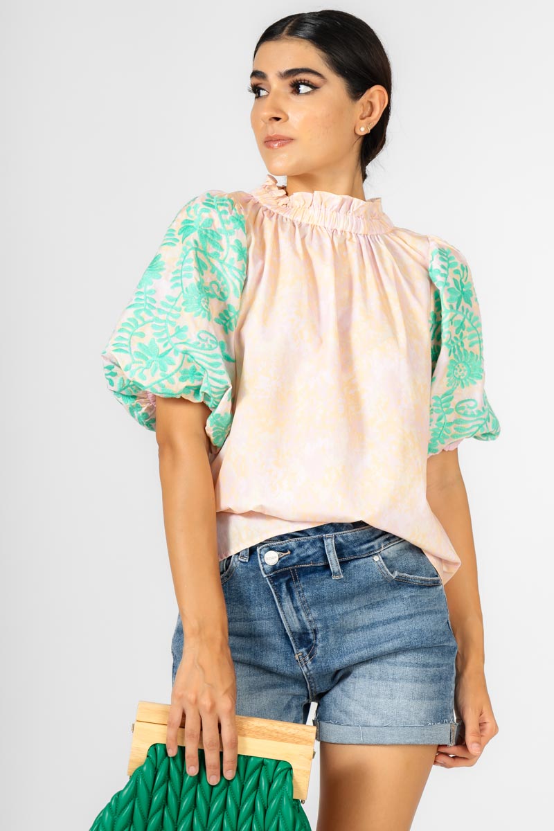BLUSA MANGA BORDADA