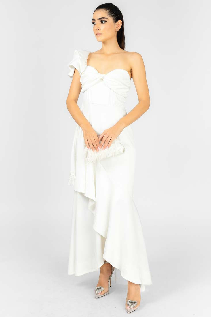 VESTIDO ESCAROLA HOMBRO