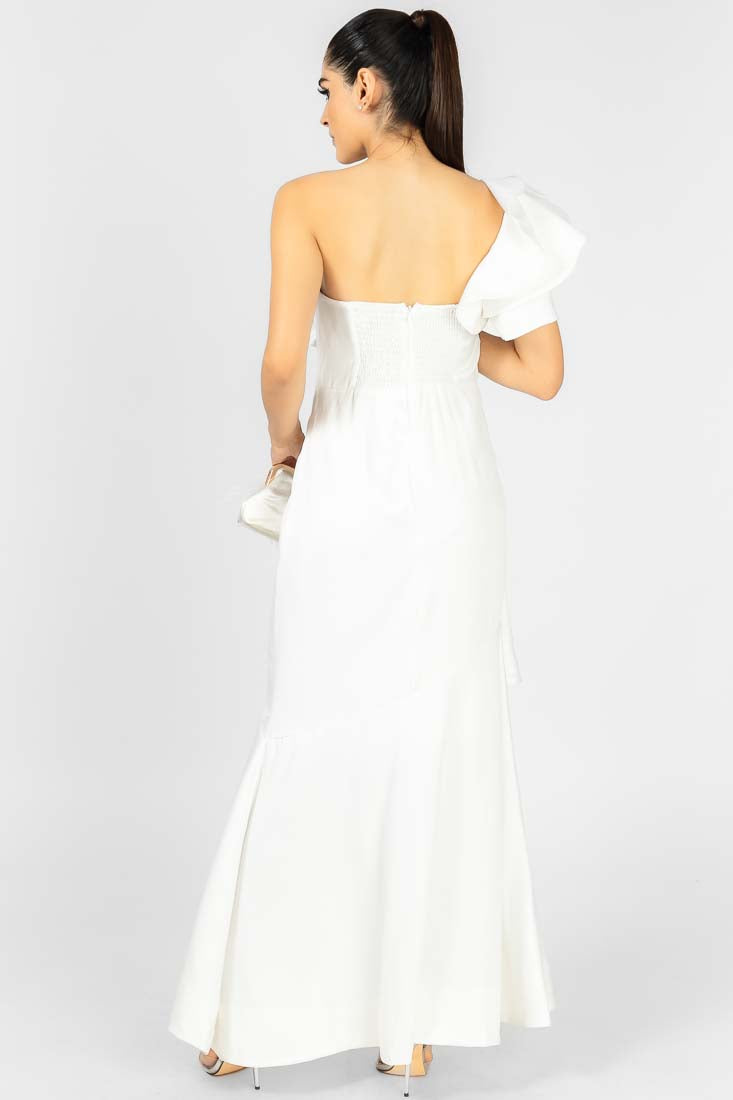 VESTIDO ESCAROLA HOMBRO