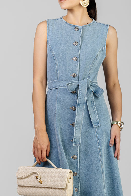 VESTIDO CORTE FRANCES