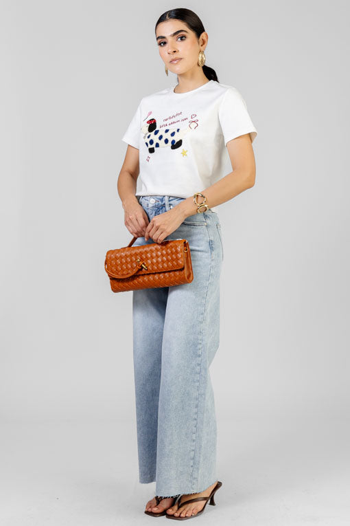 PLAYERA BORDADA CON CRISTALES