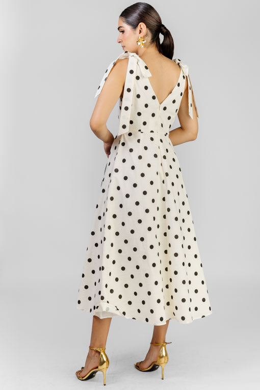 VESTIDO BEIGE LUNARES