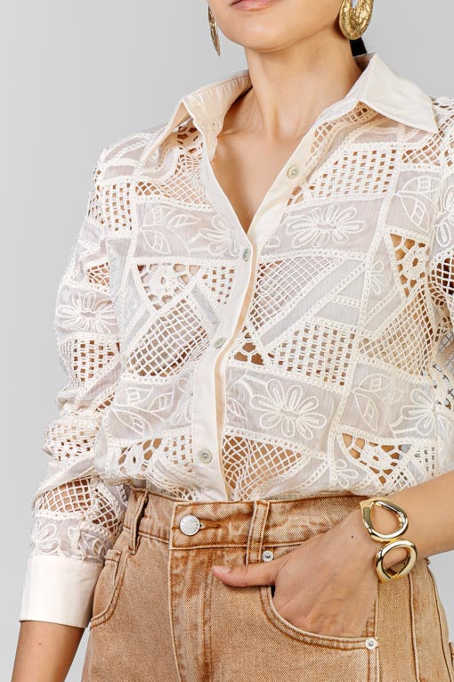 BLUSA ORGANZA BORDADA