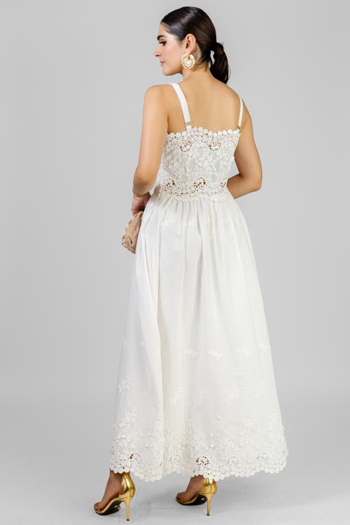 VESTIDO BLANCO BORDADO