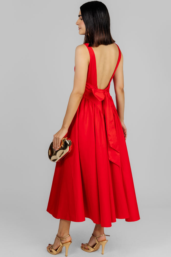 VESTIDO MIDI ROJO ESCULTURAL