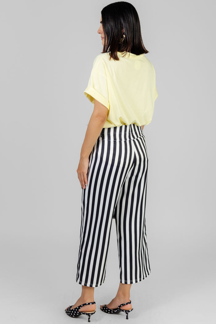 BLUSA AMARILLA ESTAMPADO ARTÍSTICO