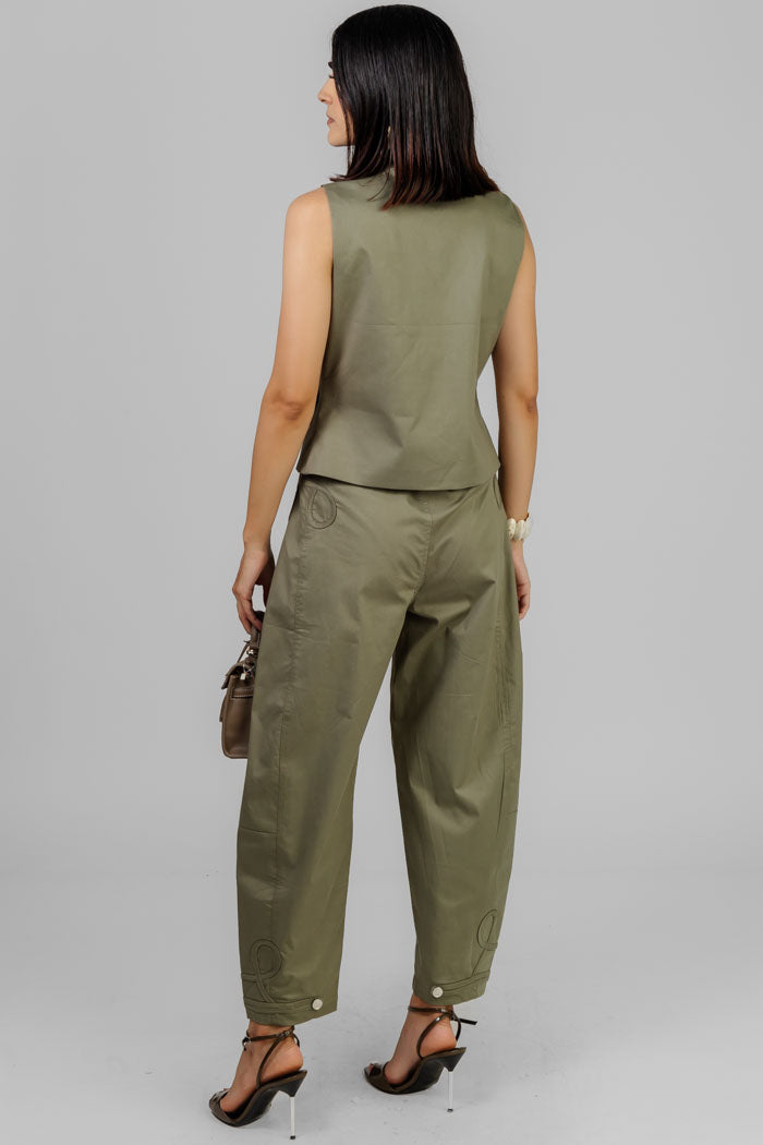 CONJUNTO MILITAR VERDE OLIVA