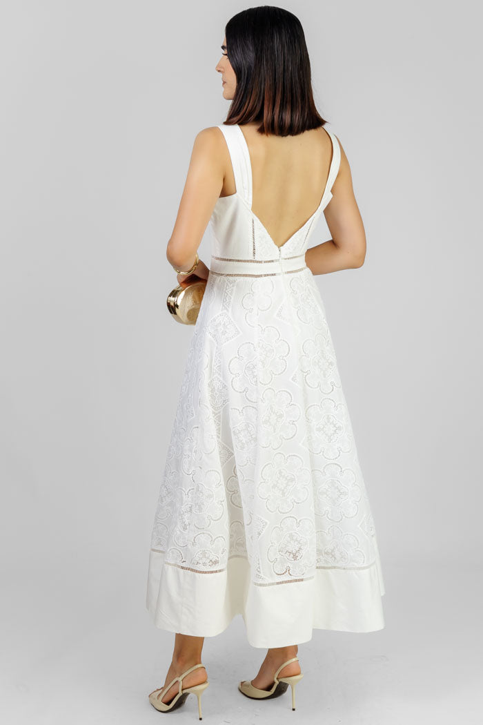 VESTIDO MIDI BORDADO BLANCO