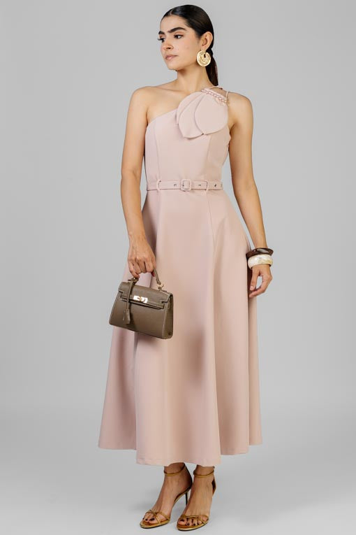 VESTIDO ASIMETRICO PETALOS