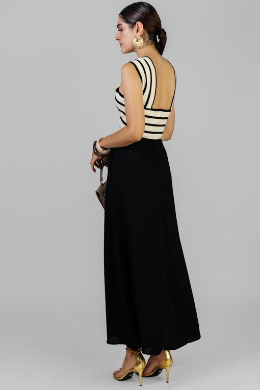 VESTIDO ESCOTE NUDO RAYAS