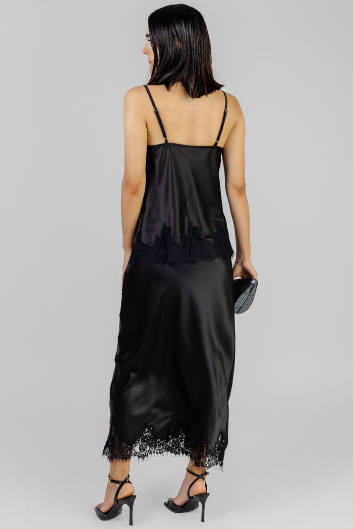 CONJUNTO SATINADO NEGRO CON ENCAJE