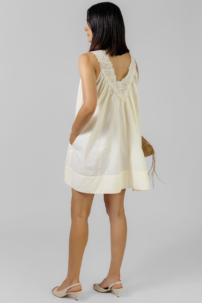 VESTIDO CORTO A-LINE