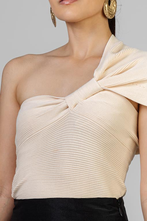 BLUSA TEJIDA ASIMETRICA
