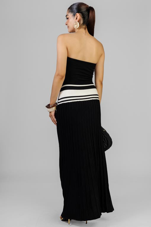 VESTIDO STRAPLESS TEJIDO