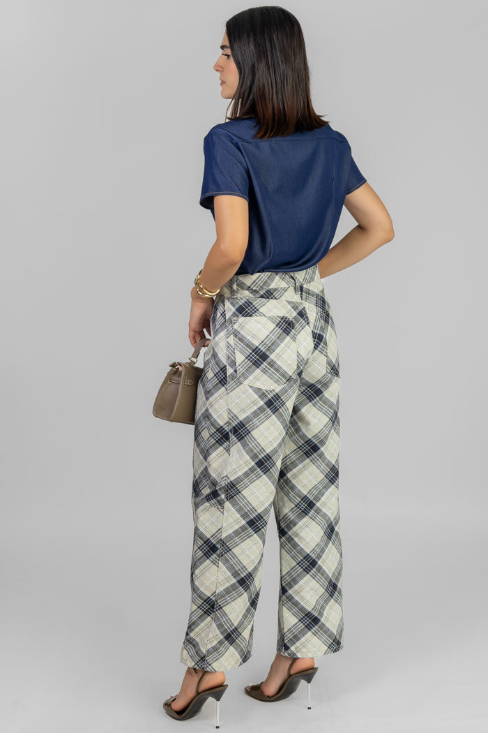 BLUSA ESTILO MILITAR DENIM