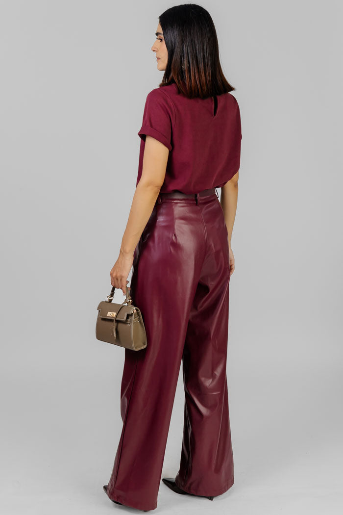 PANTALON VINO TIPO PIEL