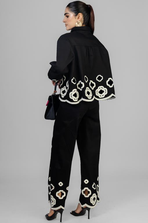 CONJUNTO FLORES CROCHET