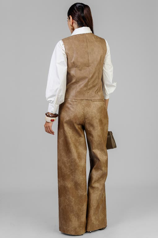 CONJUNTO CHALECO VINIPIEL