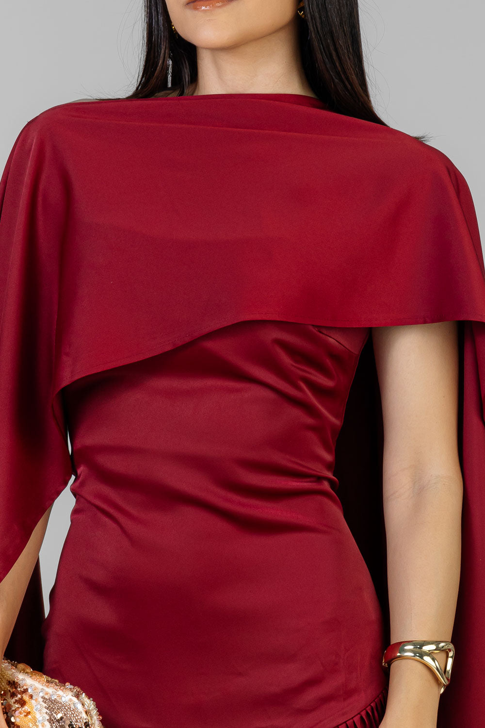 VESTIDO CAPA CON FLECOS