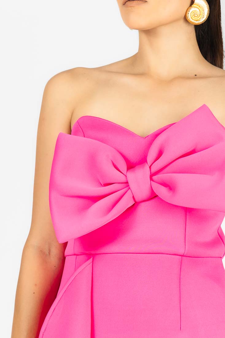 VESTIDO STRAPLESS MOÑO
