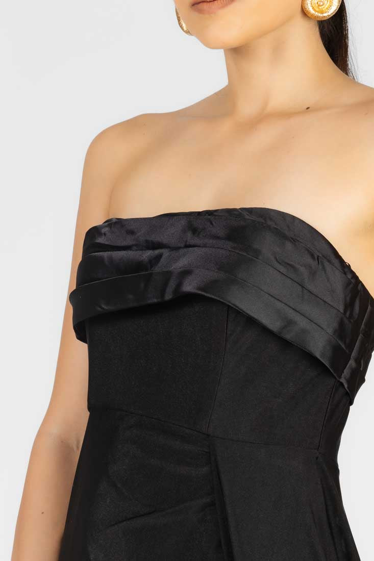VESTIDO STRAPLESS NEGRO
