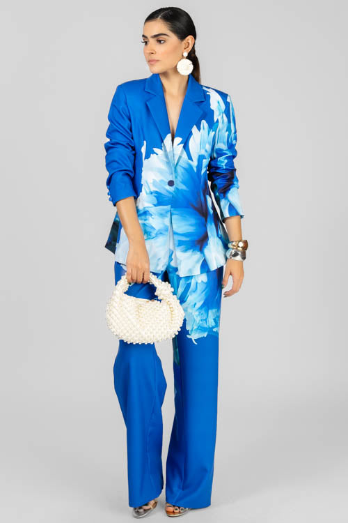 SUMMER SALE