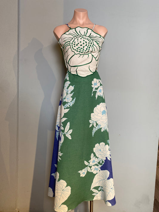 VESTIDO FLORAL BORDADO