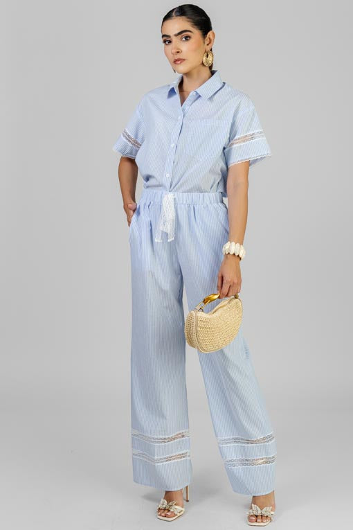 CONJUNTO RAYAS CON ENCAJE