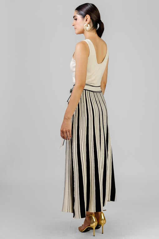 VESTIDO PUNTO LINEAS