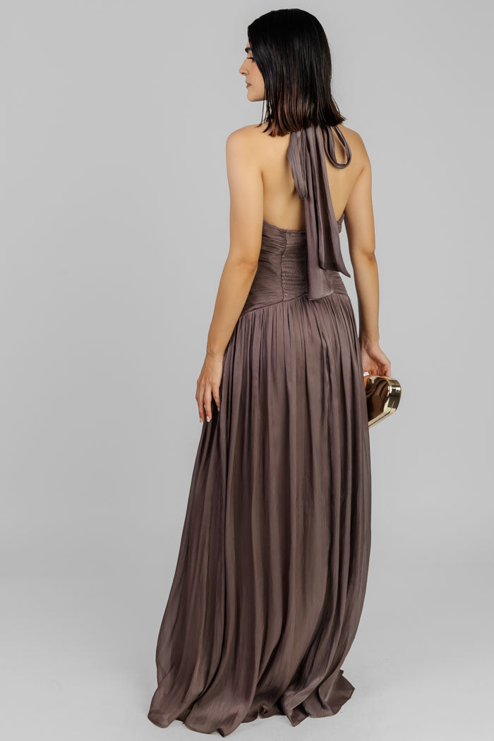 VESTIDO LARGO PLISADO ESCOTE