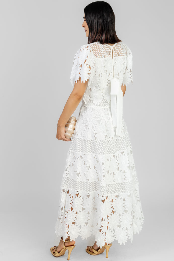 VESTIDO BLANCO EN ENCAJE