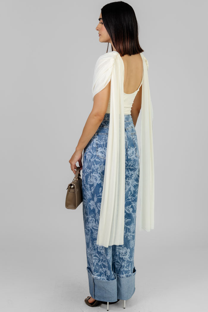 BLUSA TIPO CAPA ELEGANTE