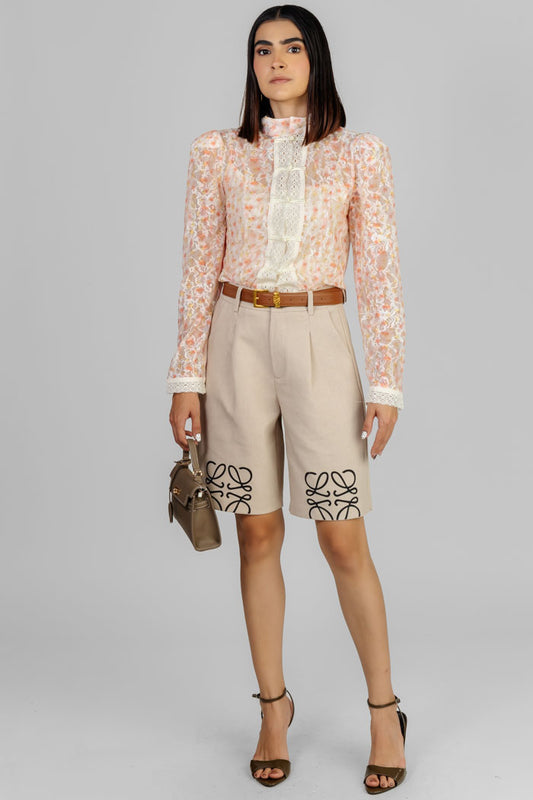 BERMUDA BEIGE CON BORDADO