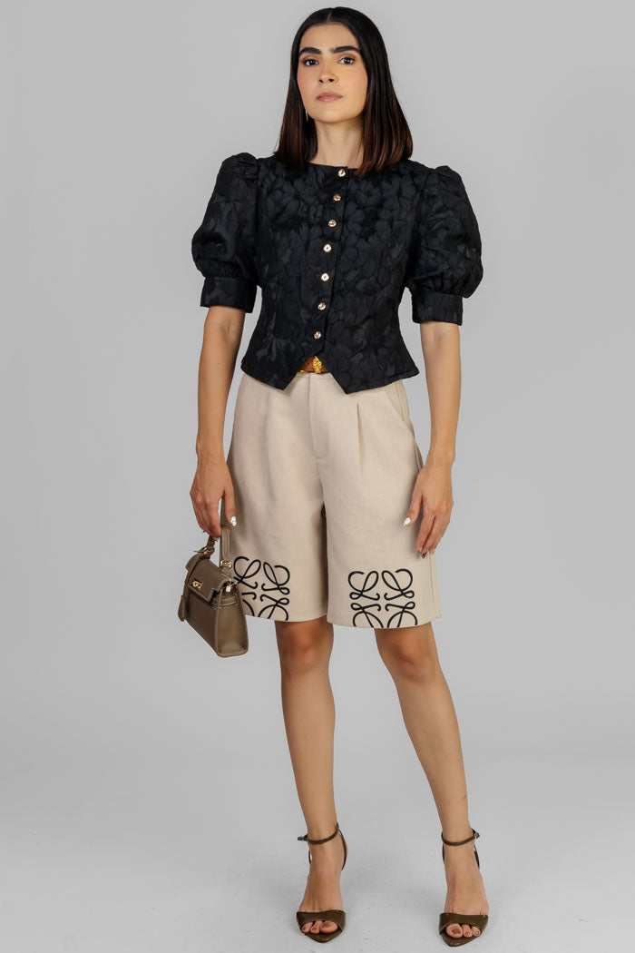 BLUSA NEGRA TEXTURIZADA ELEGANTE
