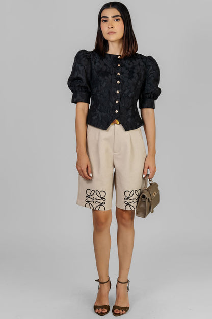 BLUSA NEGRA TEXTURIZADA ELEGANTE