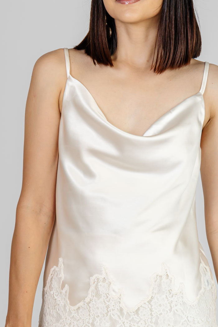CONJUNTO SATINADO CON ENCAJE