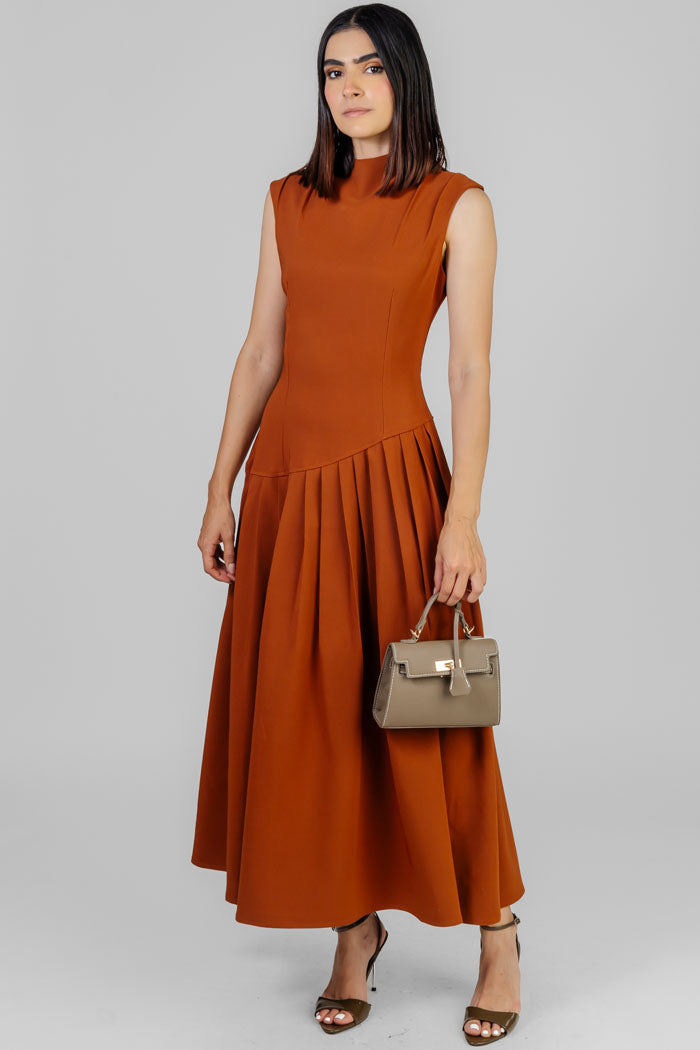 VESTIDO MIDI ASIMÉTRICO PLISADO