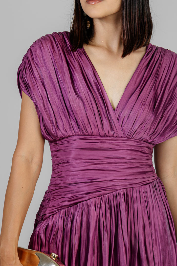 VESTIDO LARGO PLISADO ELEGANTE