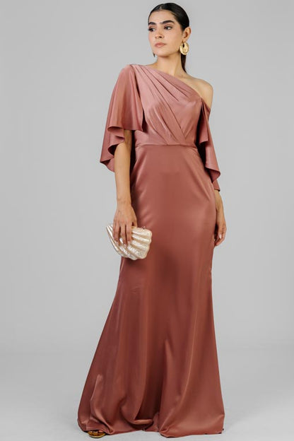VESTIDO SATINADO CAPA