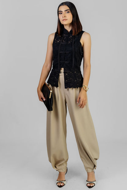 BLUSA NEGRA DE ENCAJE