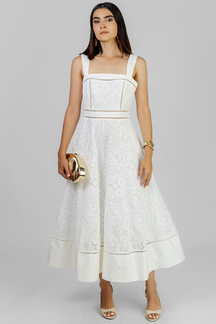VESTIDO MIDI BORDADO BLANCO