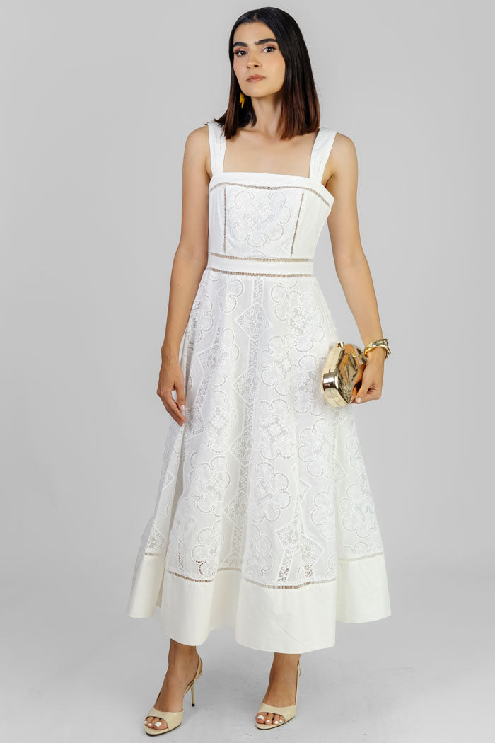 VESTIDO MIDI BORDADO BLANCO