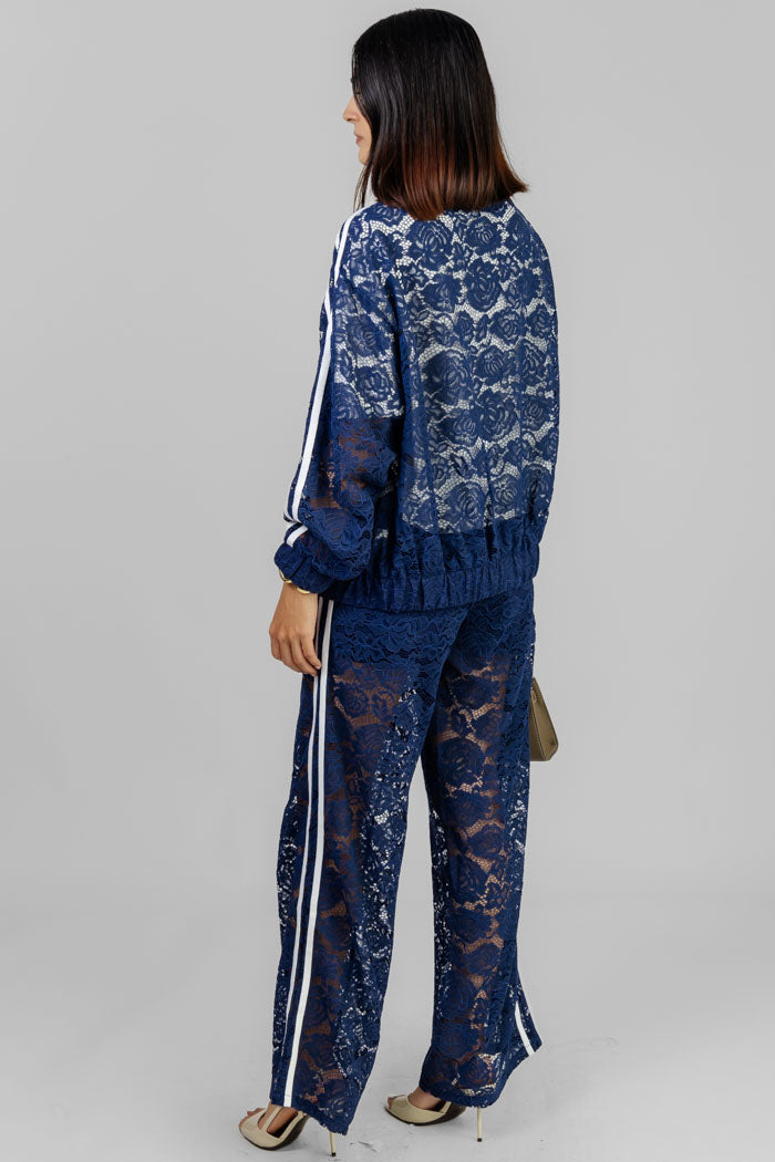 CONJUNTO DEPORTIVO EN ENCAJE