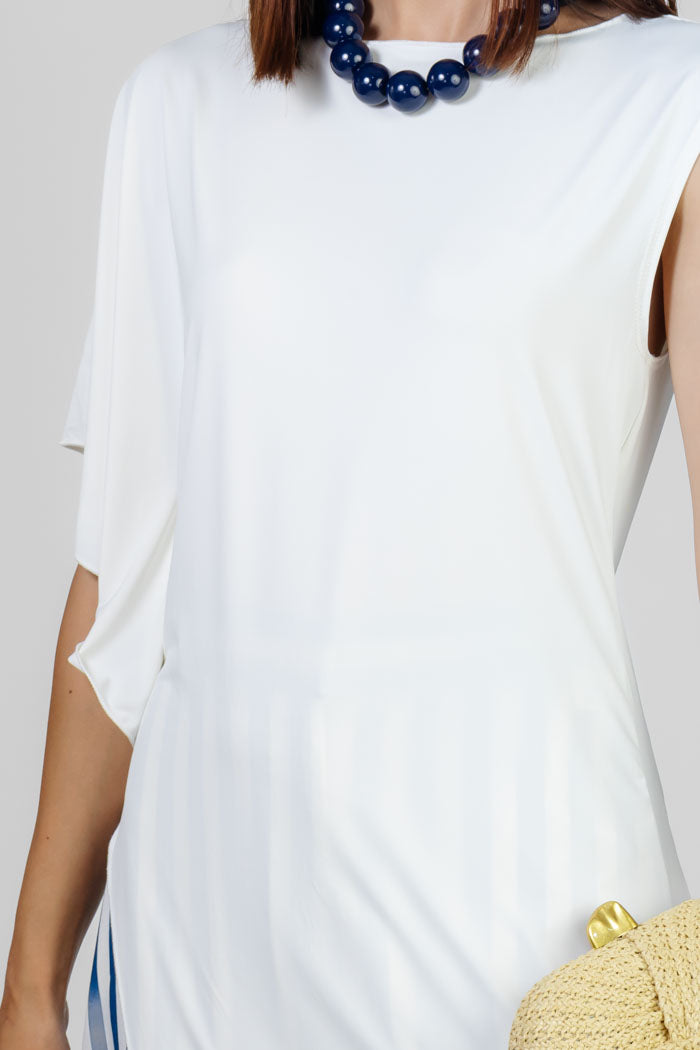 BLUSA ASIMÉTRICA ELEGANTE