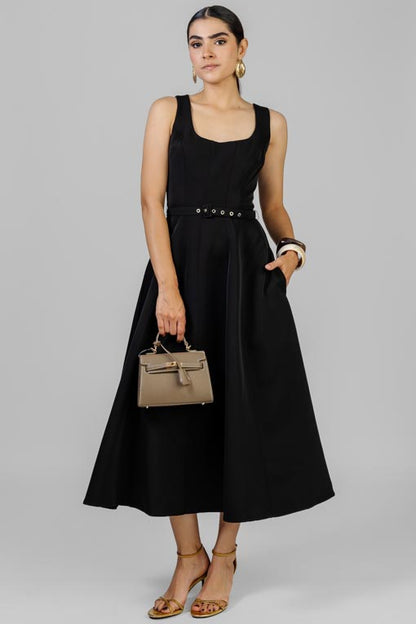 VESTIDO PRINCESA NEGRO
