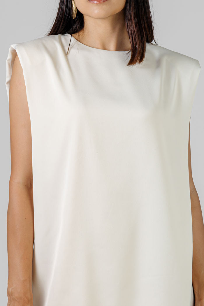 VESTIDO CORTO CON ENCAJE