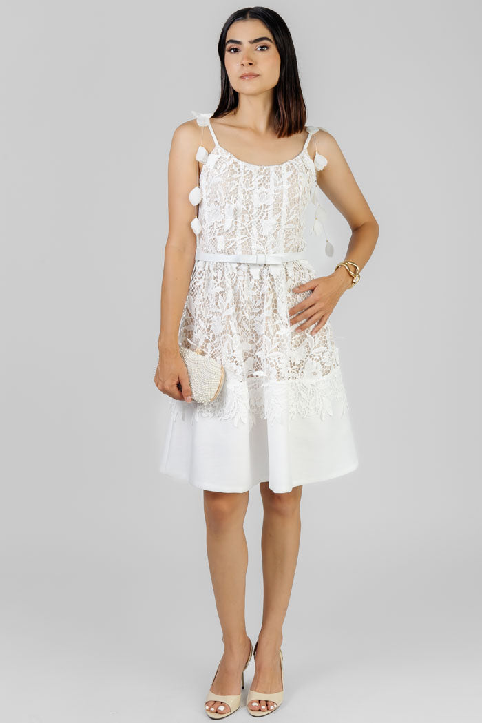 VESTIDO CORTO ENCAJE FLORAL