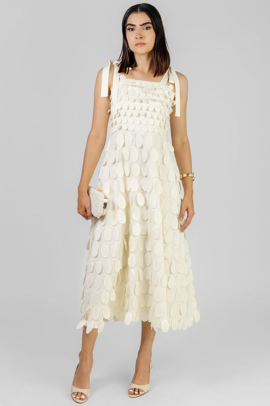 VESTIDO MIDI CON APLIQUES